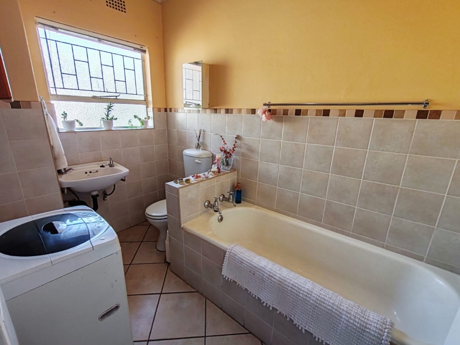 3 Bedroom Property for Sale in Potchefstroom North West